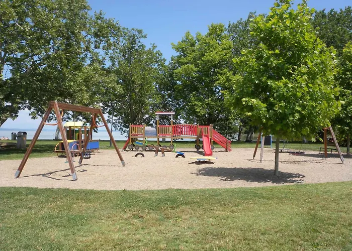 7 דירה Balatonboglár